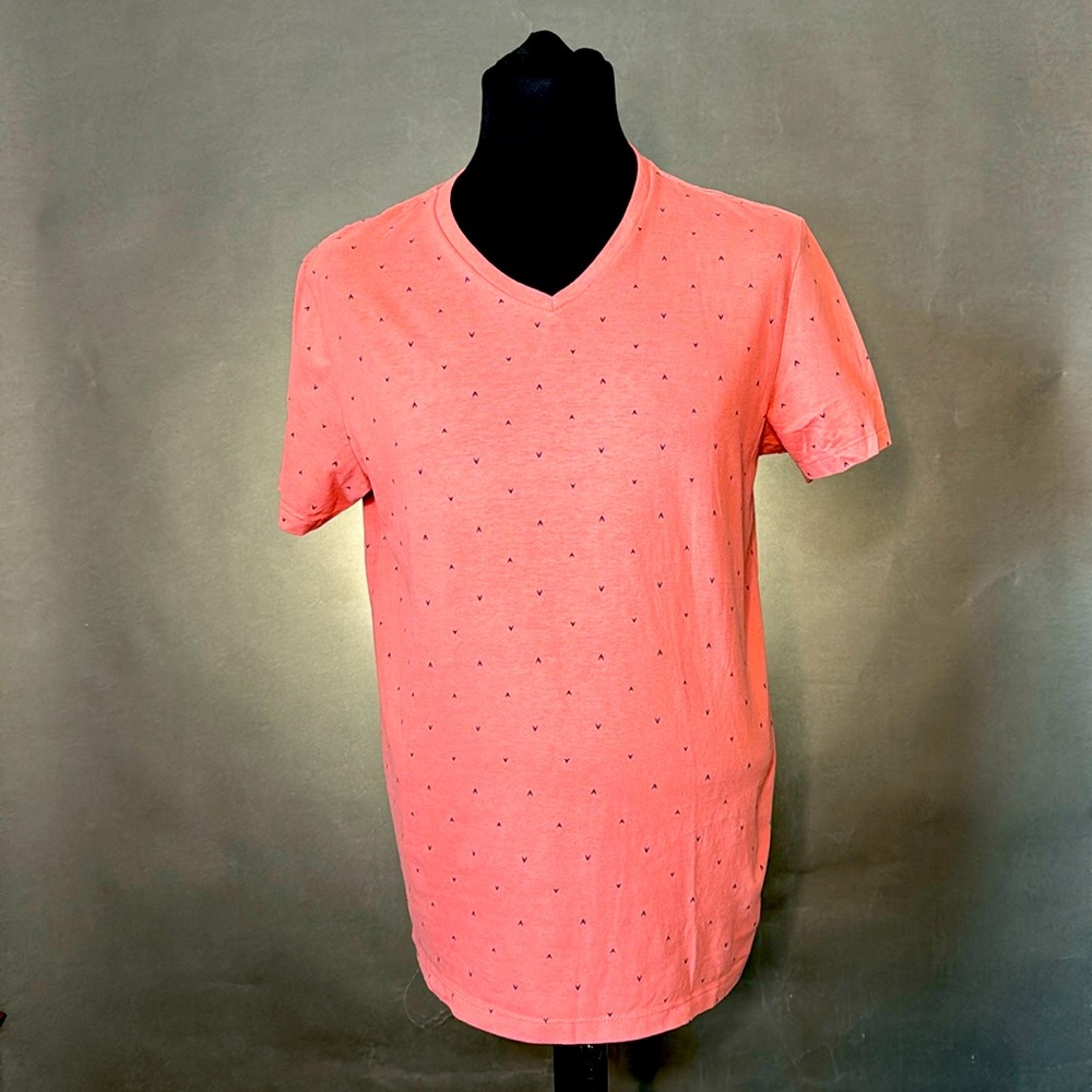 Old Navy Men's Soft Washed V-Neck Tee Size Medium